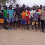 Arrivée des lits du dortoir